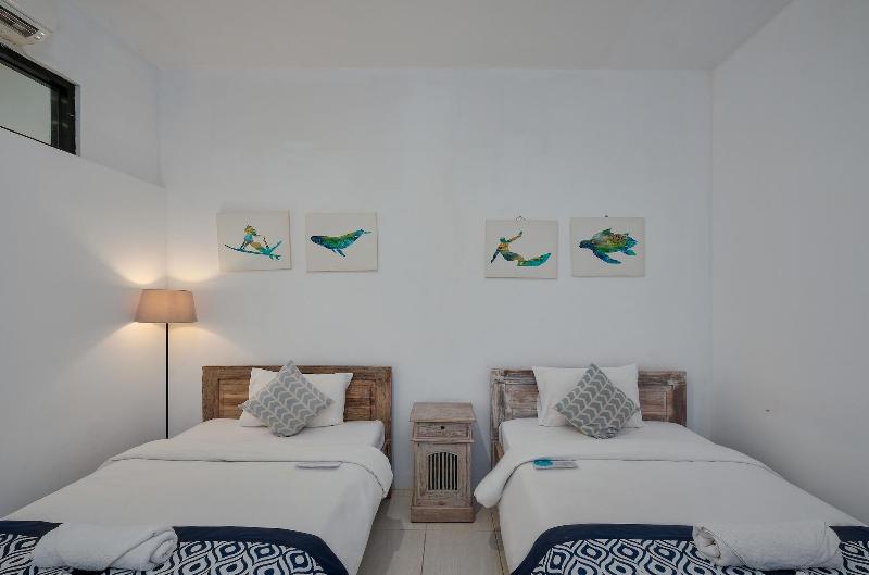 MYAMO Beach Lodge - Hostel image