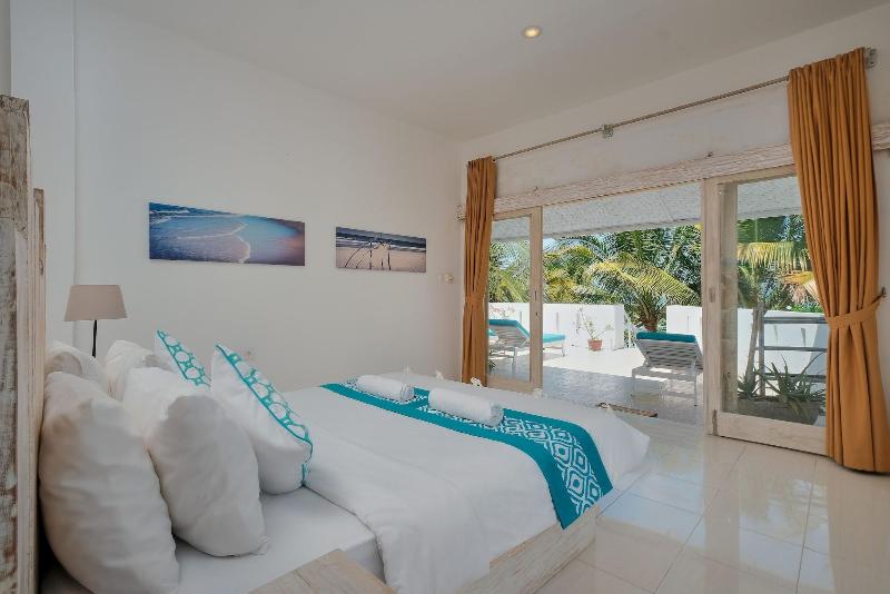 MYAMO Beach Lodge - Hostel image