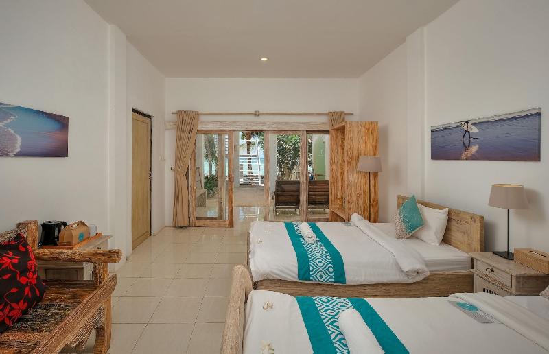 MYAMO Beach Lodge - Hostel image 6