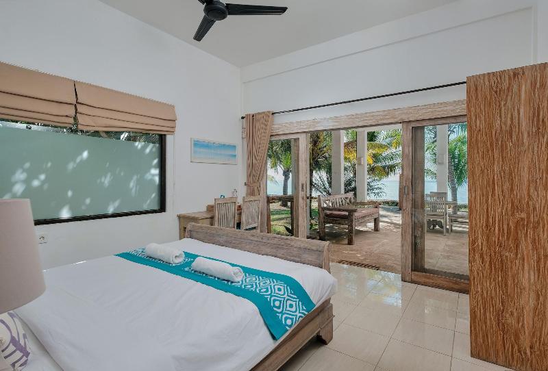 MYAMO Beach Lodge - Hostel image