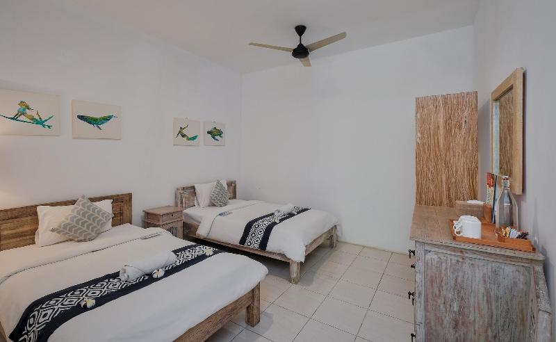 MYAMO Beach Lodge - Hostel image