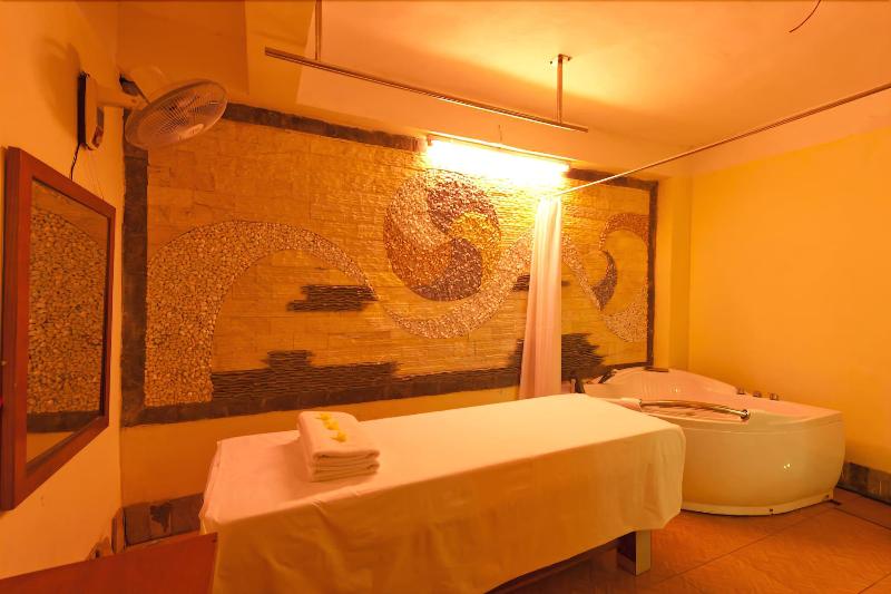 Muong Thanh Dien Bien Phu Hotel image