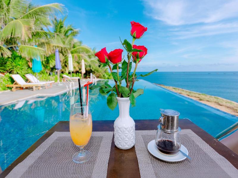 Ly Son Pearl Island Hotel & Resort image