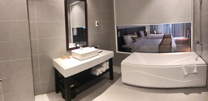 Ly Son Pearl Island Hotel & Resort image