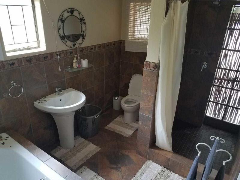 Leribisi Lodge image