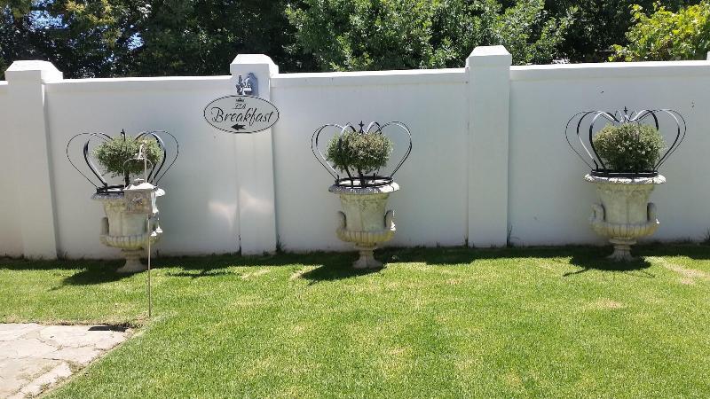 La Riviera Guesthouse