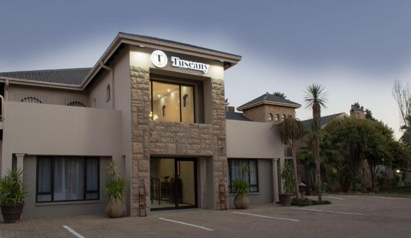 Tuscany Boutique Hotel — photo 2