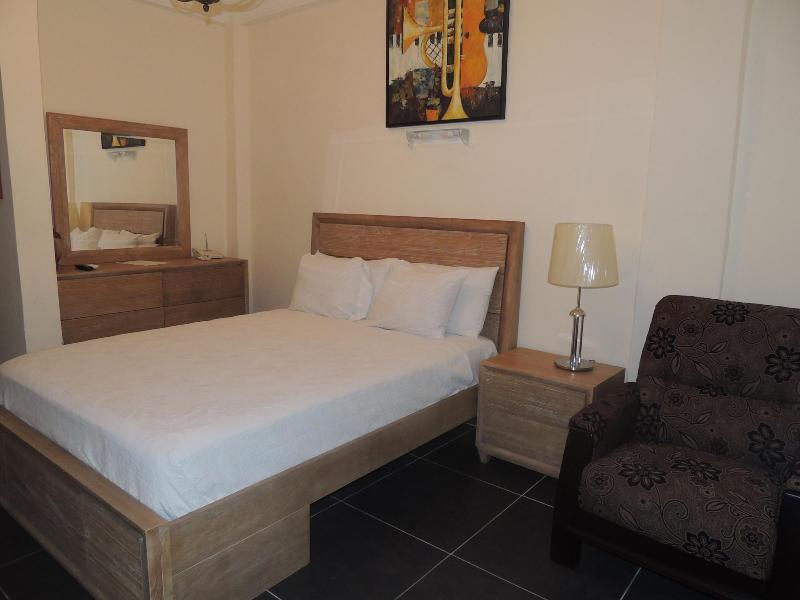 Bella Casa Hotel image
