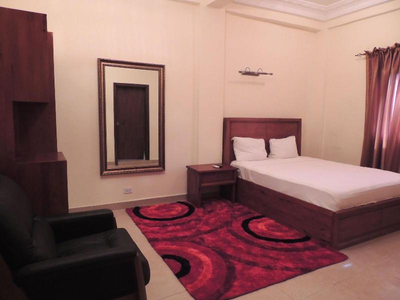 Bella Casa Hotel image