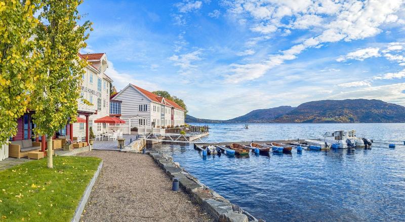 Angvik Gamle Handelssted - by Classic Norway Hotel — exterior view
