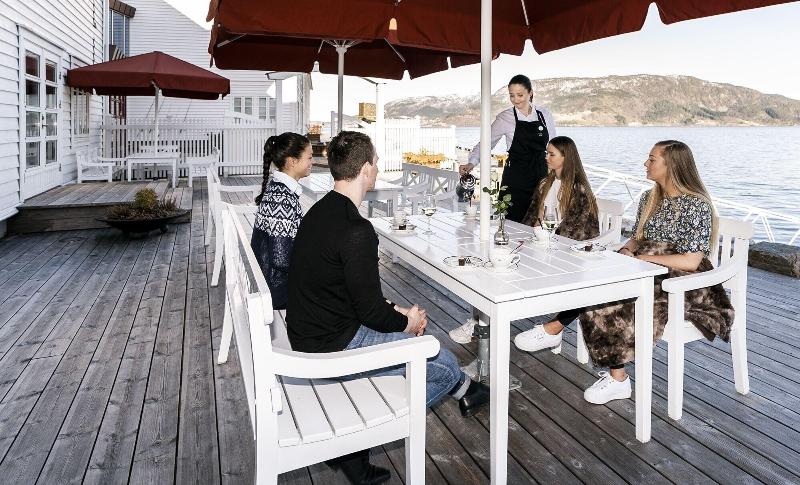 Angvik Gamle Handelssted - by Classic Norway Hotel