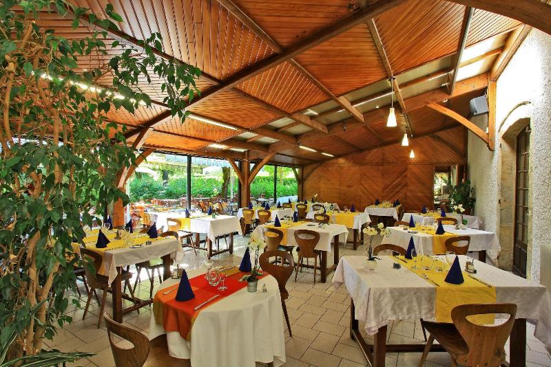 Le Clos Grand image