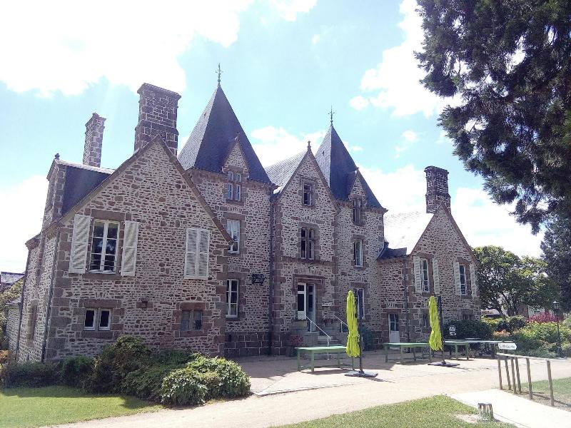 Château du Bourg image