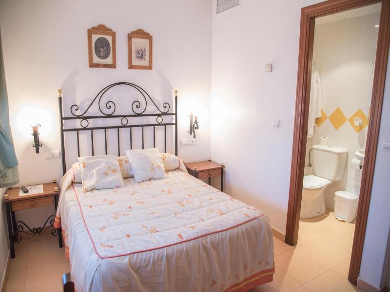 Hostal Dp El Pilar image