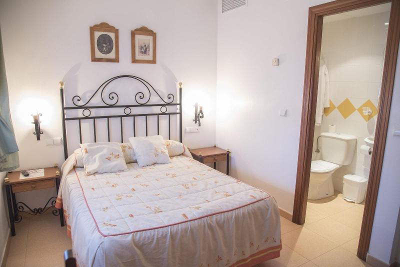 Hostal Dp El Pilar image