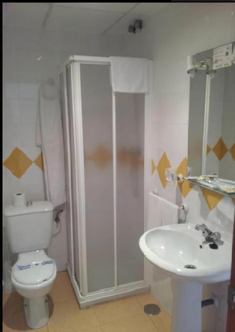 Hostal Dp El Pilar image