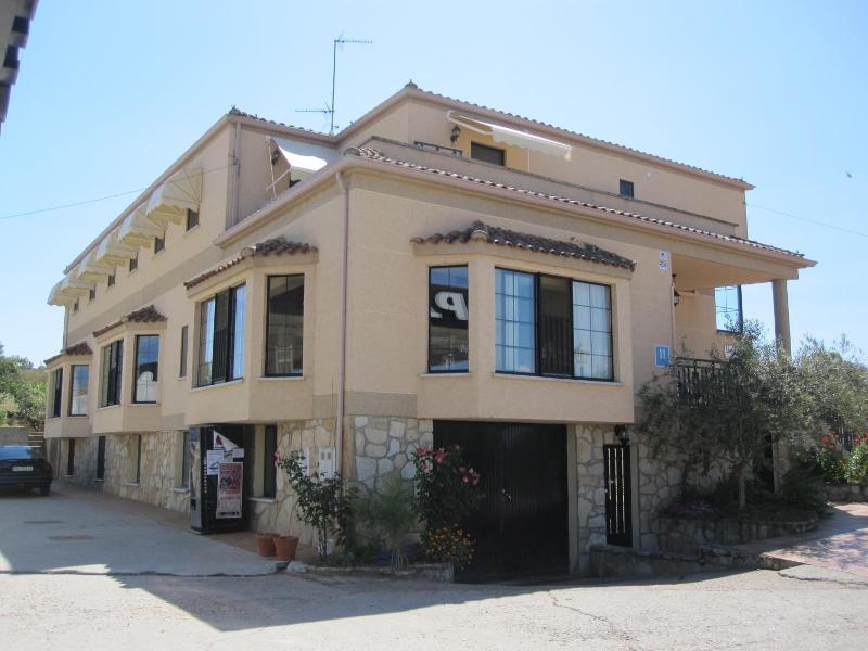 Hostal Restaurante Santa Cruz image