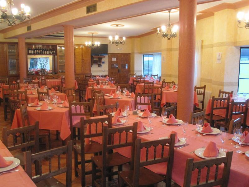 Hostal Restaurante Santa Cruz image