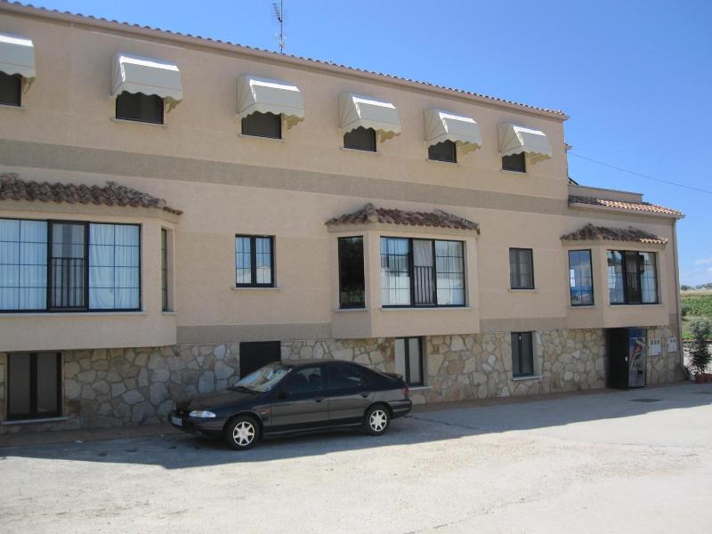 Hostal Restaurante Santa Cruz image