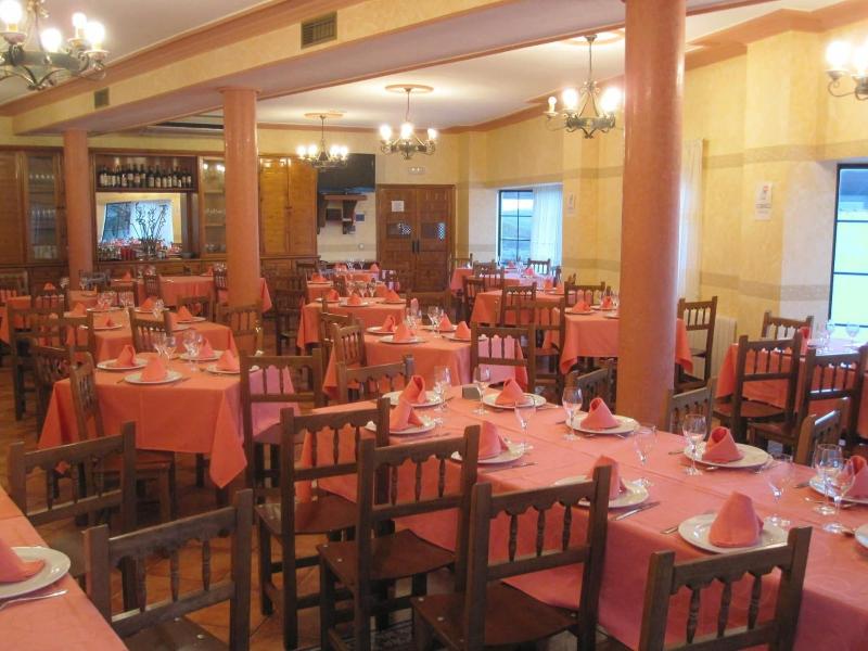 Hostal Restaurante Santa Cruz image