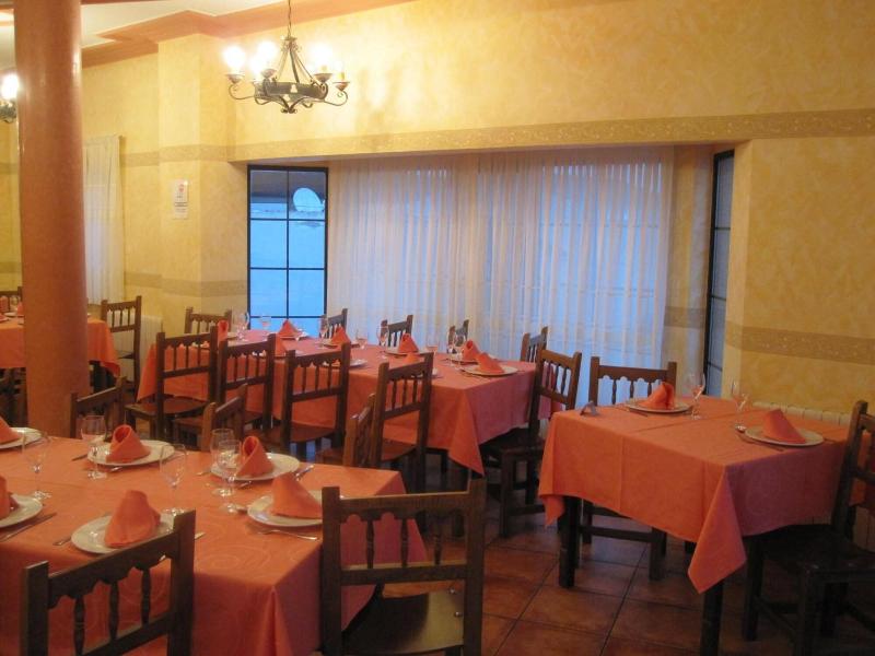 Hostal Restaurante Santa Cruz image