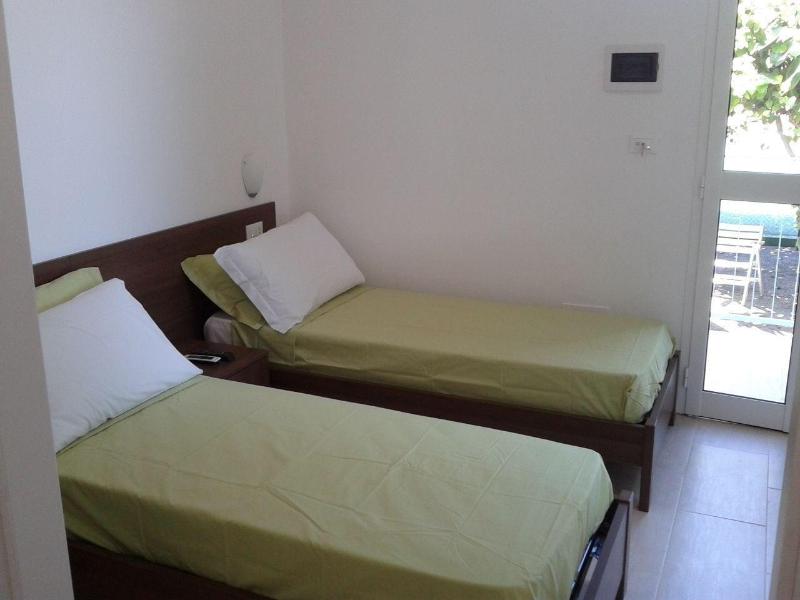 Villa Lara image