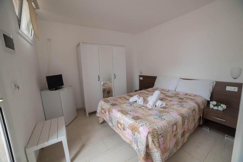 Villa Lara image