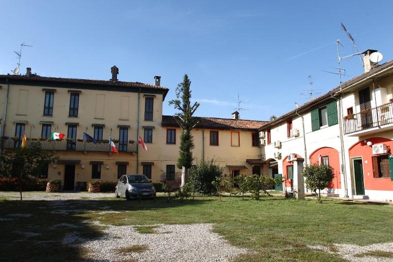 Hotel Duca Di Tromello image