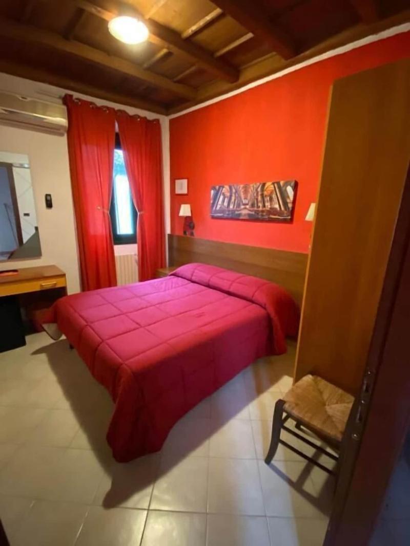 Hotel Duca Di Tromello image
