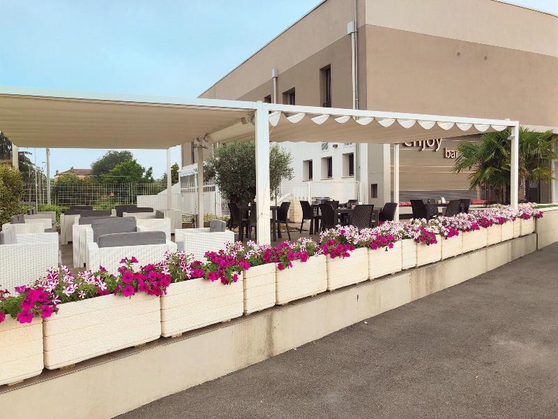 Hotel Enjoy image
