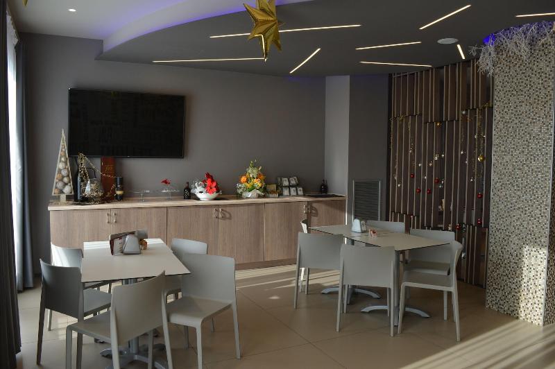 Hotel Enjoy image