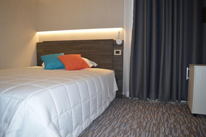 Hotel Enjoy image