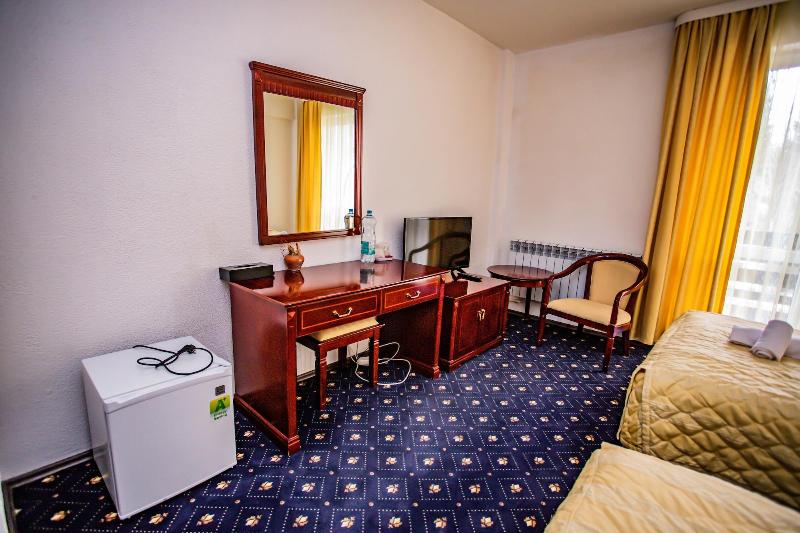 Casa Octavian image