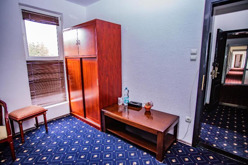 Casa Octavian image