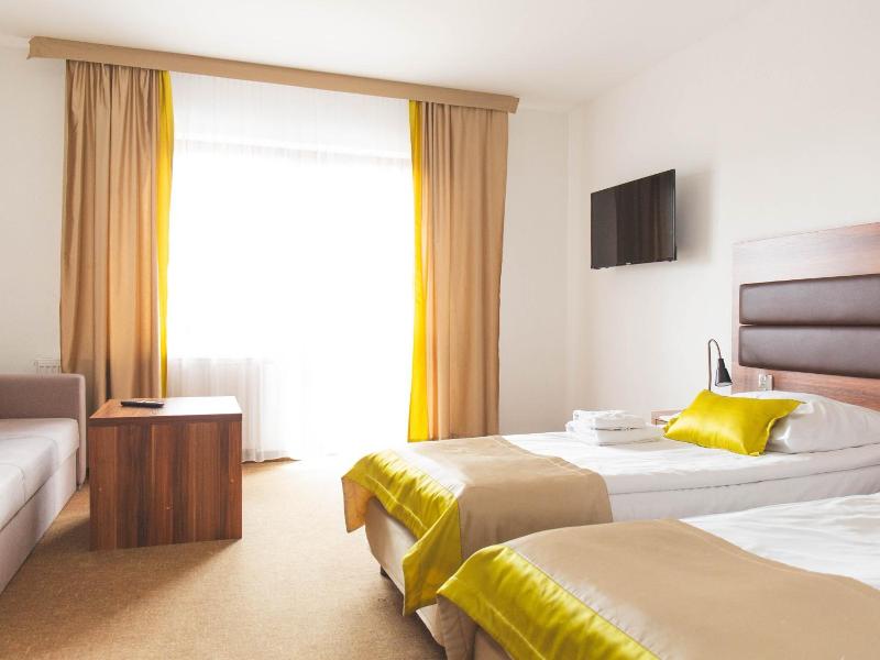 Hotel Beskidian image