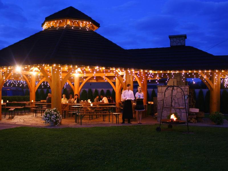 Hotel Beskidian image