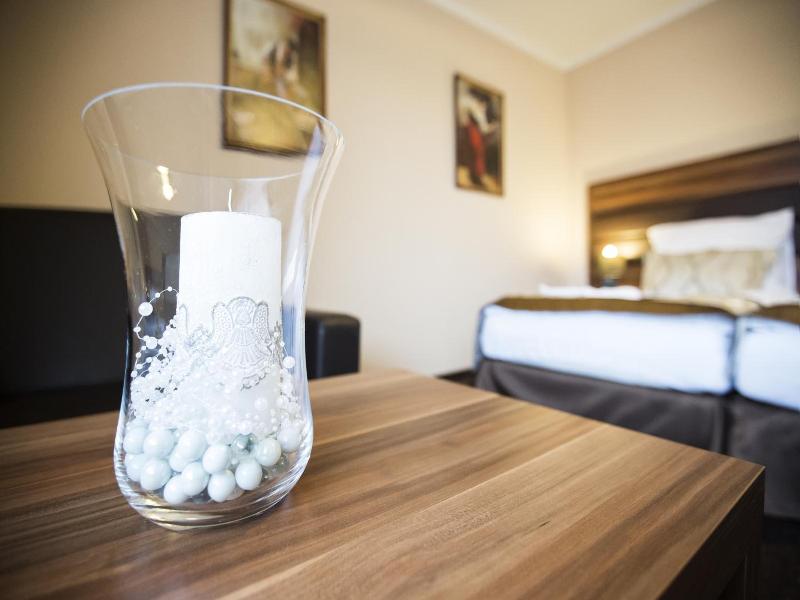 Hotel Beskidian image