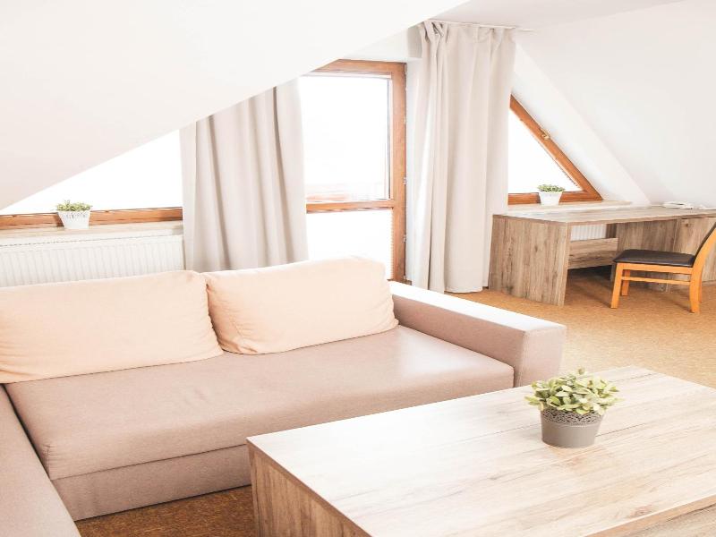 Hotel Beskidian image