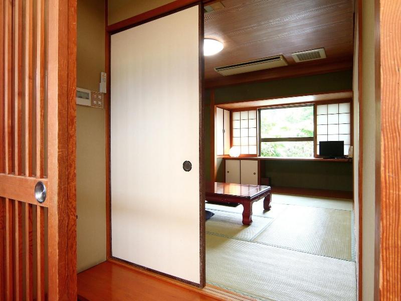 Toutaro image