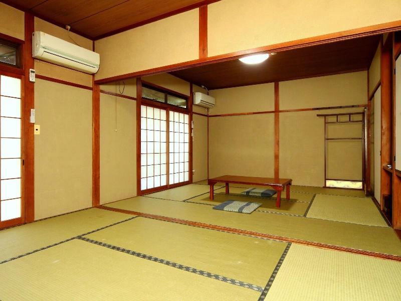 Toutaro image