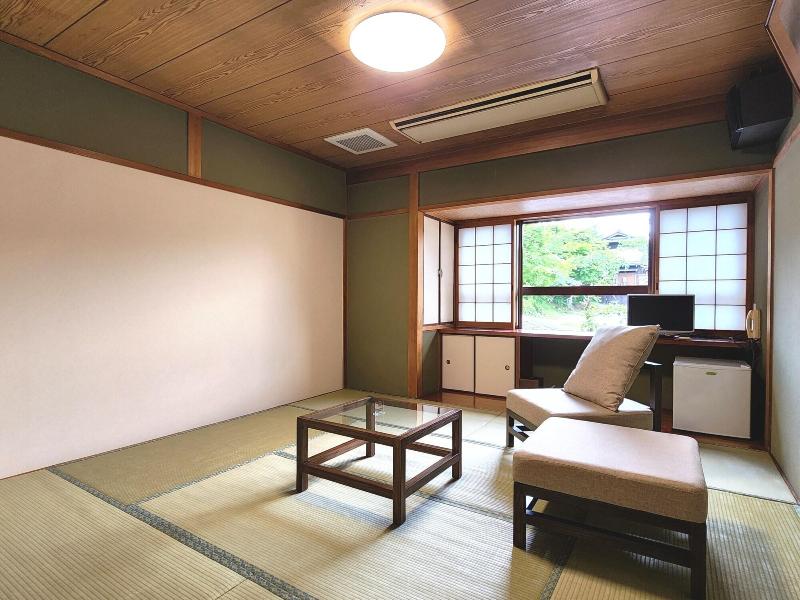 Toutaro image