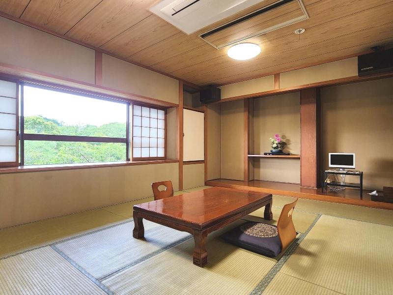 Toutaro image