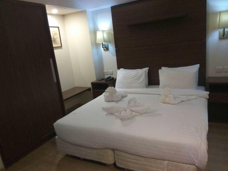 Golden Amoon Resort image