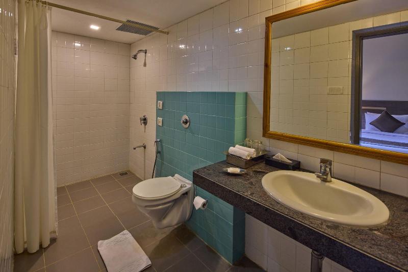Golden Amoon Resort image