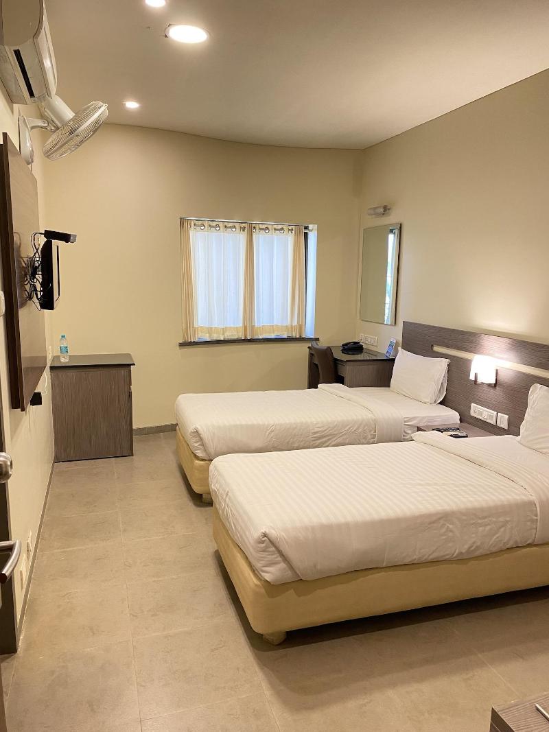 Golden Amoon Resort image