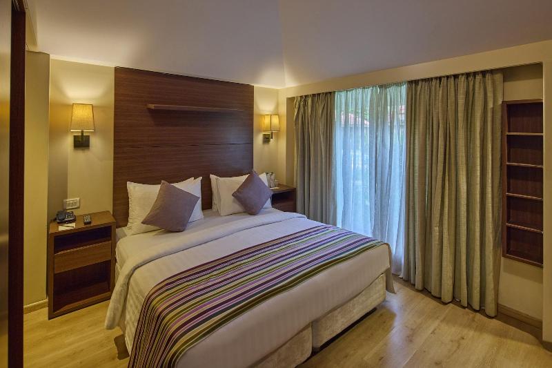 Golden Amoon Resort image