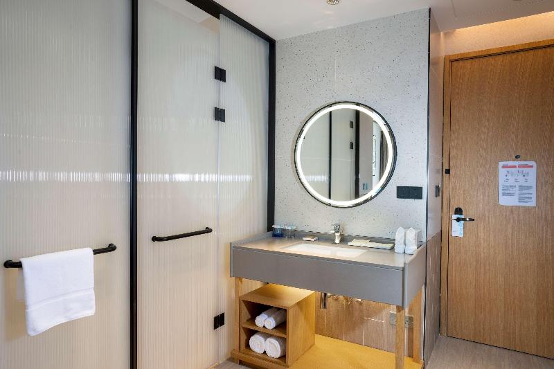 Hilton Garden Inn Guizhou Maotai Town image
