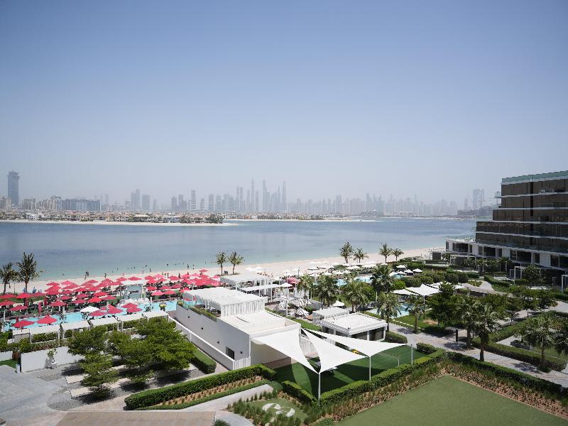 Th8 Palm Dubai Beach Resort Vignette Collection image