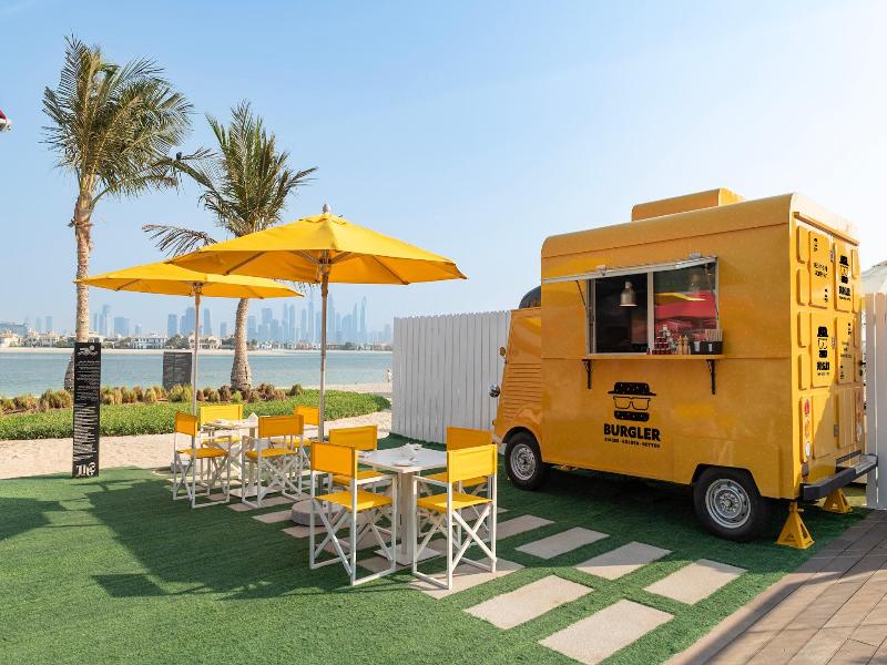 Th8 Palm Dubai Beach Resort Vignette Collection image