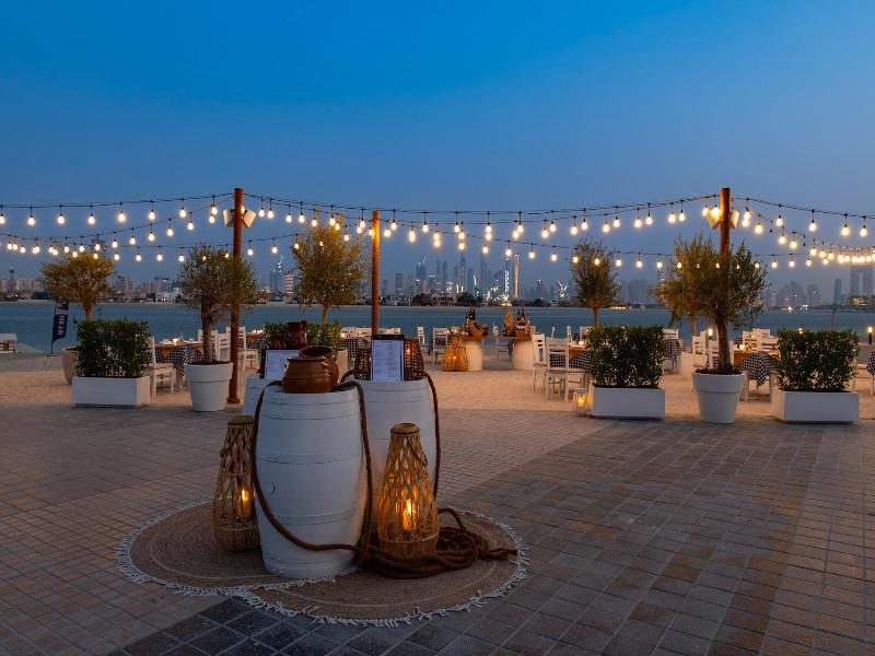 Th8 Palm Dubai Beach Resort Vignette Collection image